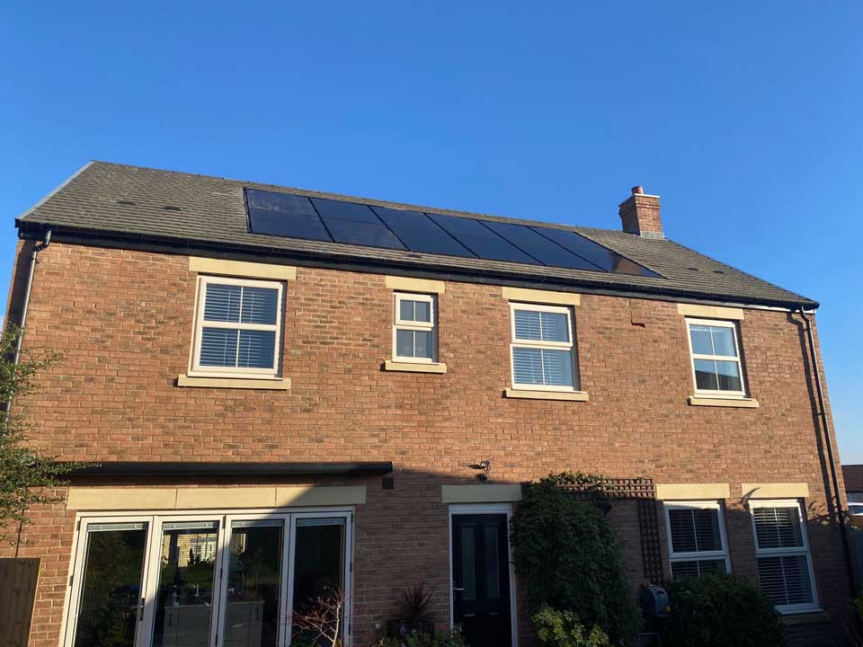 solar-roof-on-house