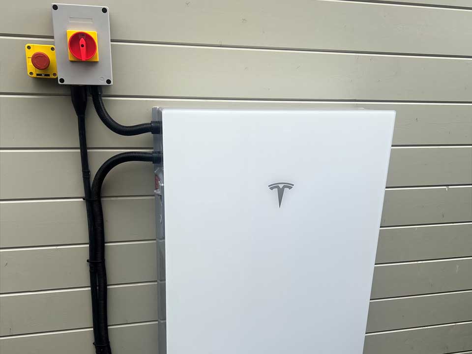 tesla-charger